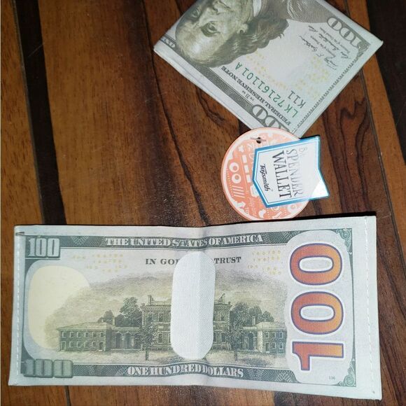 Toysmith The Big Spender Money Wallet Full Size NEW - Picture 3 of 6